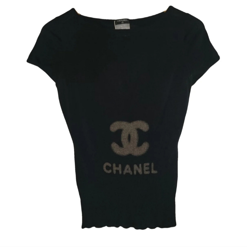CHANEL ヴィンテージ【激レア⭐︎希少⭐︎美品】マイヨ素材CCマークTシャツ l_67a7868c1df636762678e8c2.jpg